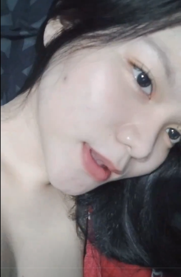 Nonton Film Si Cantik Kirim Pap Buat Ayang Biar Makin Sayang Terbaru Nonton Film Si Cantik Kirim Pap Buat Ayang Biar Makin Sayang Terbaru