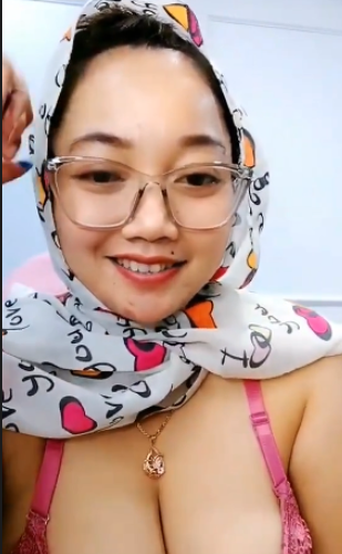 Nonton Film Private Live Hijab Solehot yang Sering Promo Live di IG Spill Uting Terbaru Nonton Film Private Live Hijab Solehot yang Sering Promo Live di IG Spill Uting Terbaru