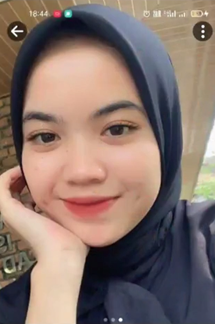 Nonton Film Ukhty Cantik Ternyata Doyan Open VCS Terbaru Nonton Film Ukhty Cantik Ternyata Doyan Open VCS Terbaru