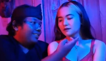 Nonton Film Bokep Drama Dukun Cabul Penipu Bikin Wanita Basah Terbaru Nonton Film Bokep Drama Dukun Cabul Penipu Bikin Wanita Basah Terbaru