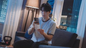 Nonton Film The Ordinary Jackpot Season 1 Episode 1 Terbaru